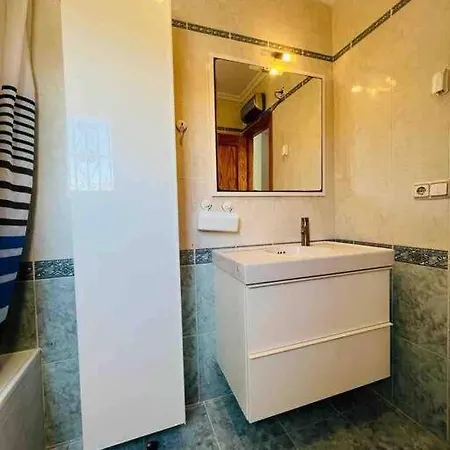 Cheerful 3-bedroom With Pool Villa