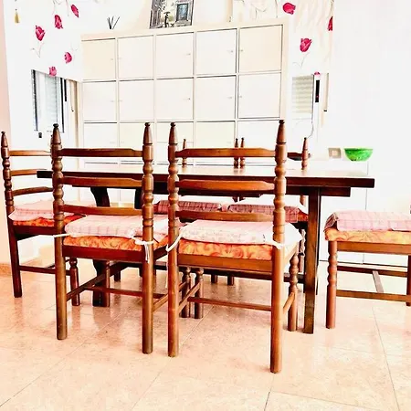 Cheerful 3-bedroom With Pool Villa